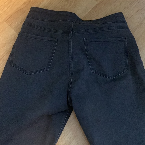 NYDJ gray skinny jeans lift tuck technology - Picture 4 of 4